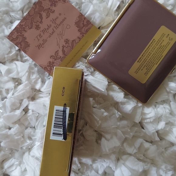 Infused 🥥 Too Faced Makeup palette (opened, swatched, not used thou)make offer - Picture 6 of 6